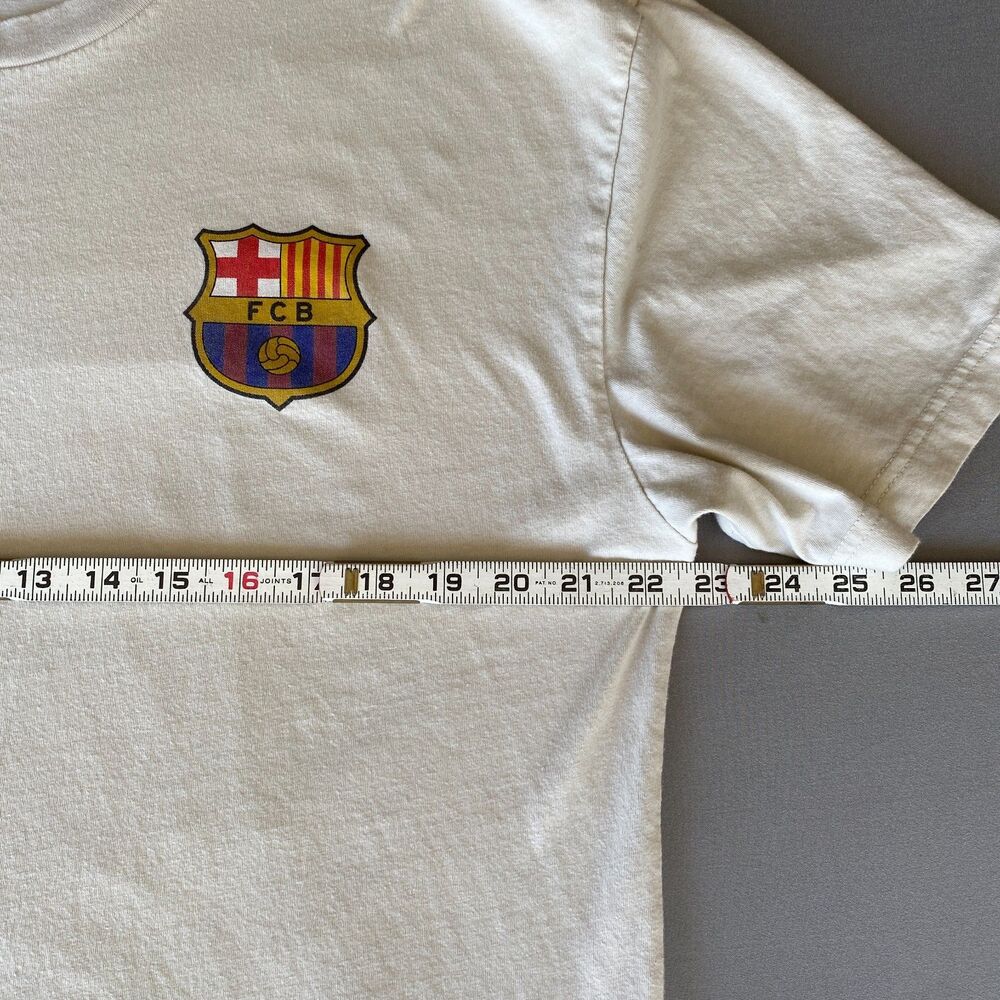 FC Barcelona FCB Men's Large Cream Graphic T-Shirt Barça Soccer - Picture 11 of 11